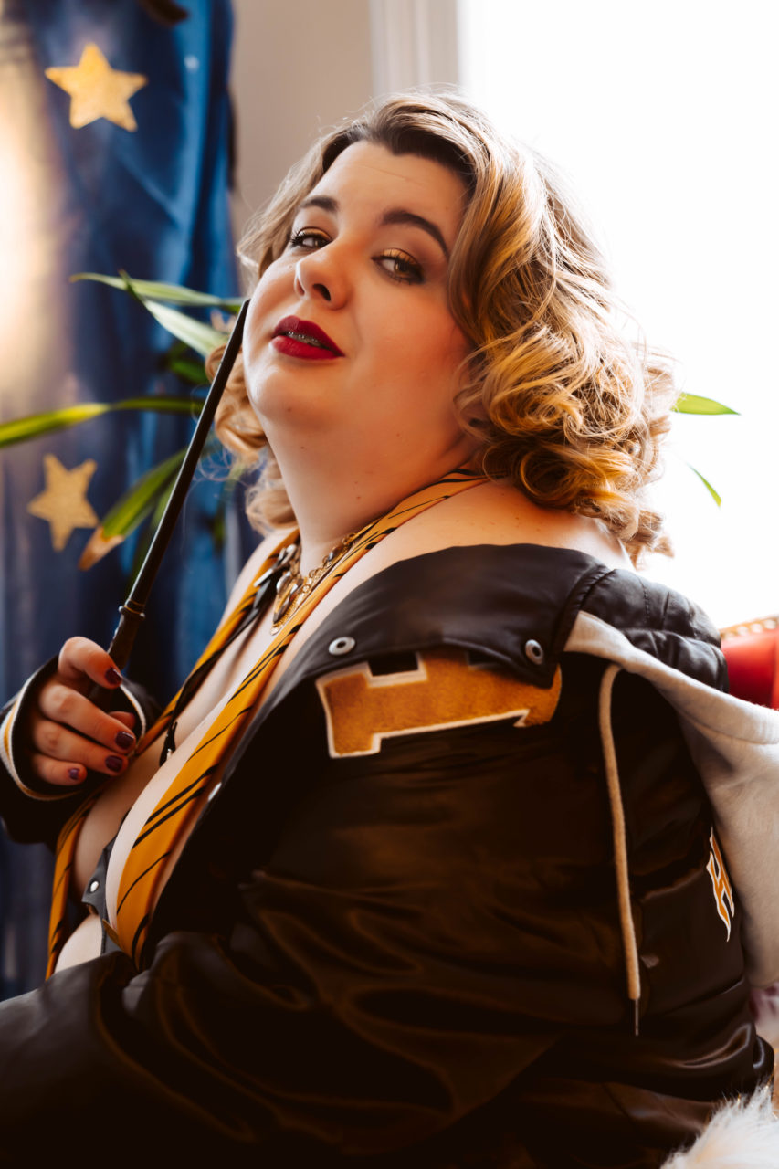 ECCC Fangirl Harry Potter Hufflepuff Ravenclaw Hogwarts Boudoir Body Positive