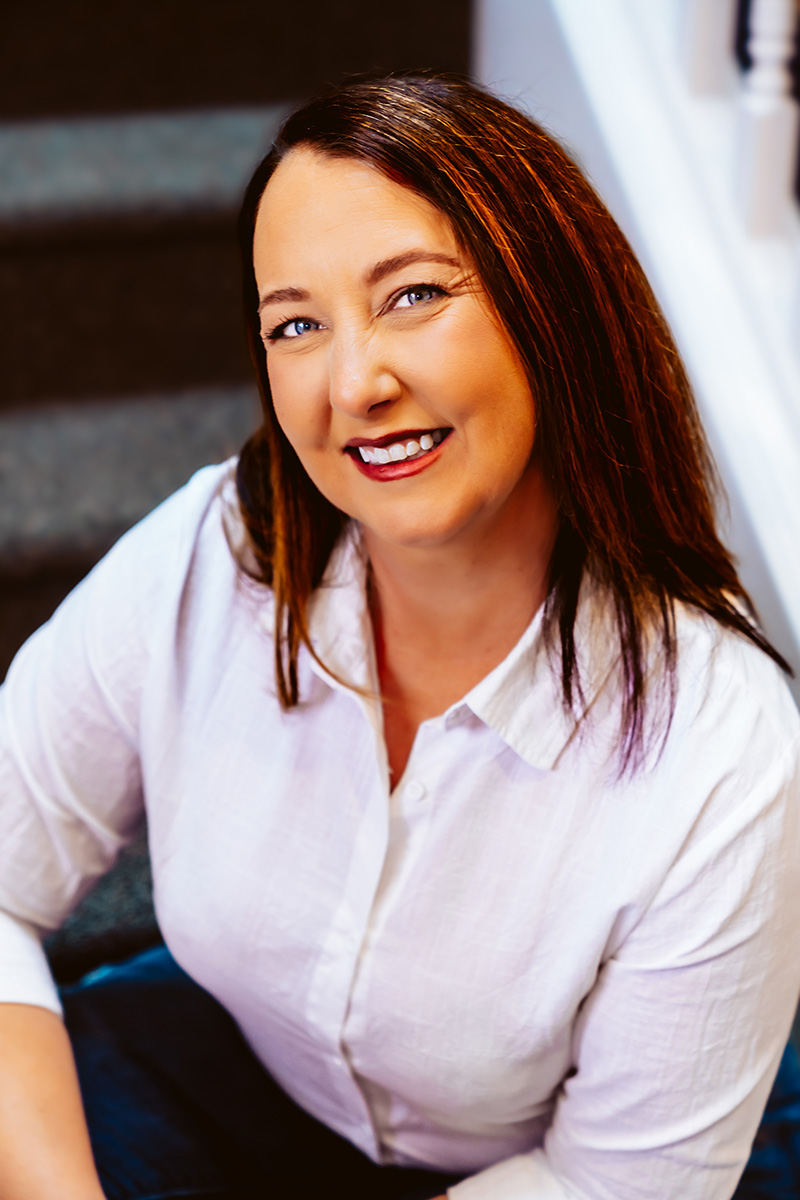 Headshot portrait by Jezebel Von Zephyr